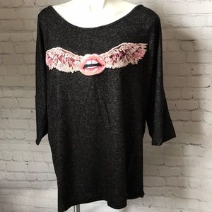 MELISSA MASSE tunic with embroidered lips/wings